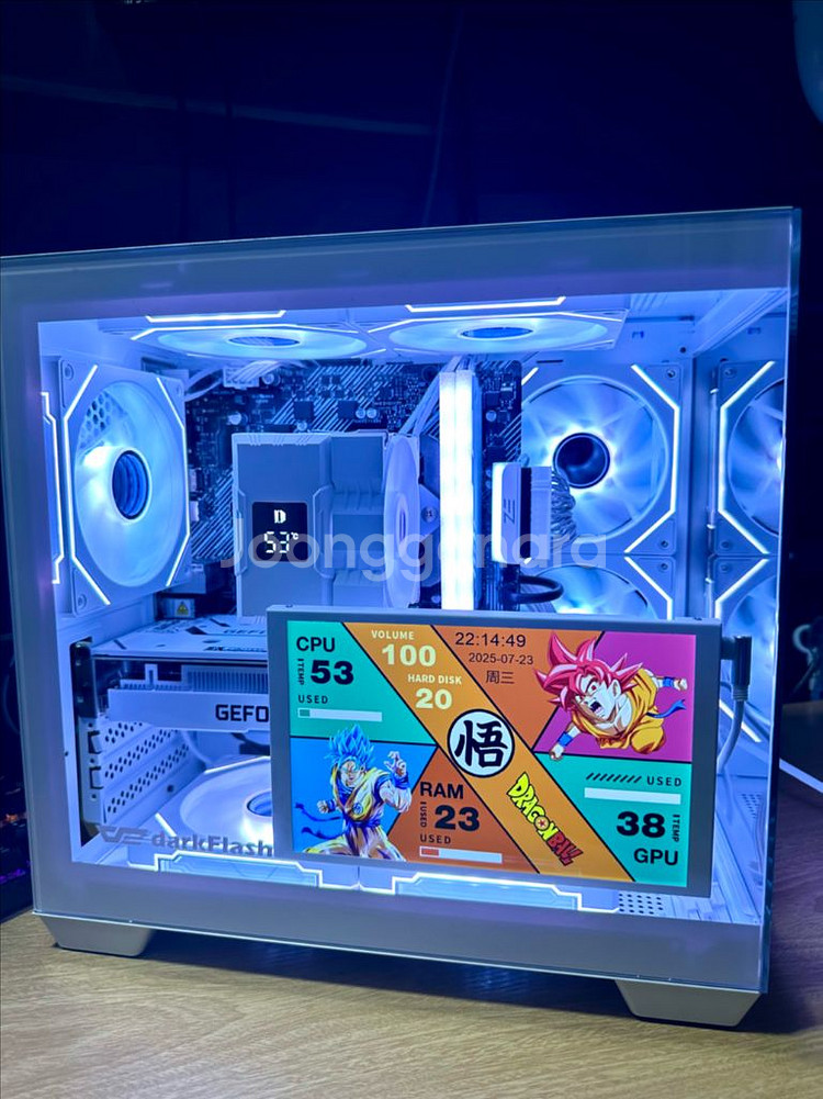 데스크탑 PC 컴퓨터 팝니다. 게이밍·영상편집·화이트--2