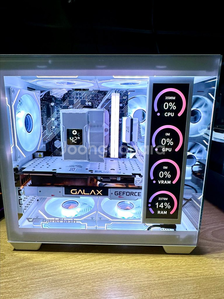 데스크탑 PC 컴퓨터 팝니다. 게이밍·영상편집·화이트--4