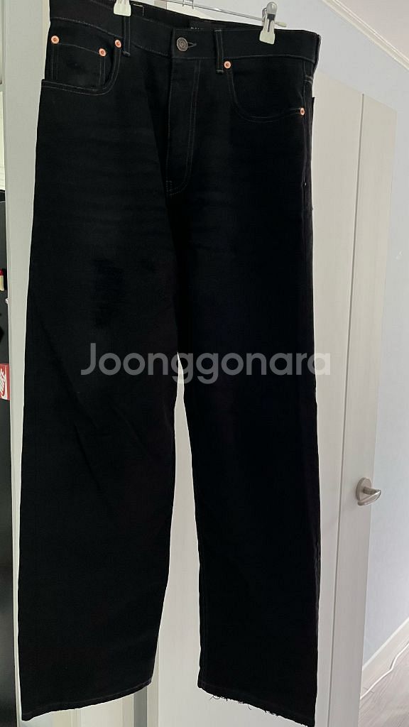 [XS] 발렌시아가 루즈 핏 블랙진--0