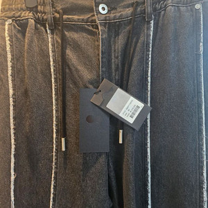 송지오옴므/24fw흑청버티컬팬츠/82