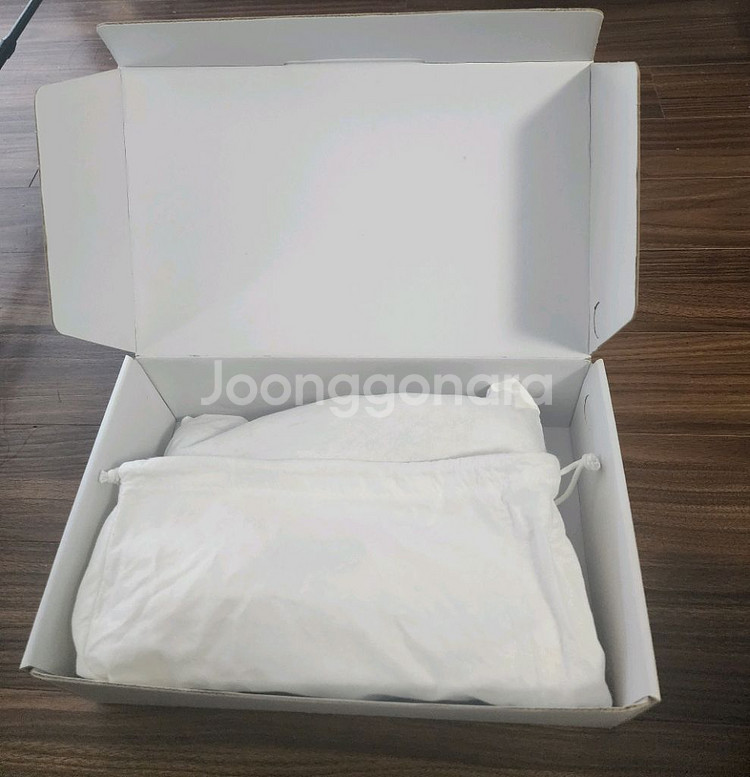 구호 KUHO 여성구두 힐 굽 5cm 보관만 한 새제품--3