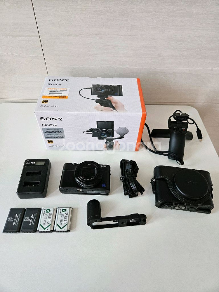 소니 RX100 M7--0