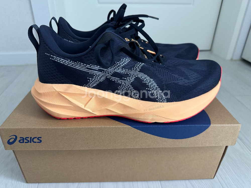 아식스 노바블라스트5 러닝화 275--1