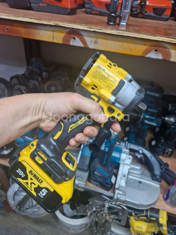 디월트충전임팩렌치 DCF922 미드토크임팩렌치 아시바렌--6