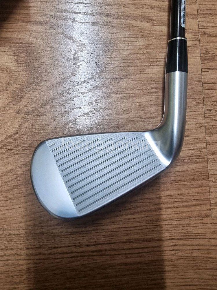 스릭슨 ZX MK2 4번 드라이빙 아이언--1