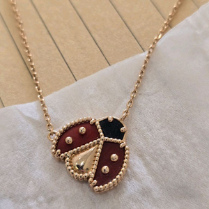 새상품)18k 무당벌레 목걸이 100만