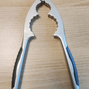 견과류 까기 도구