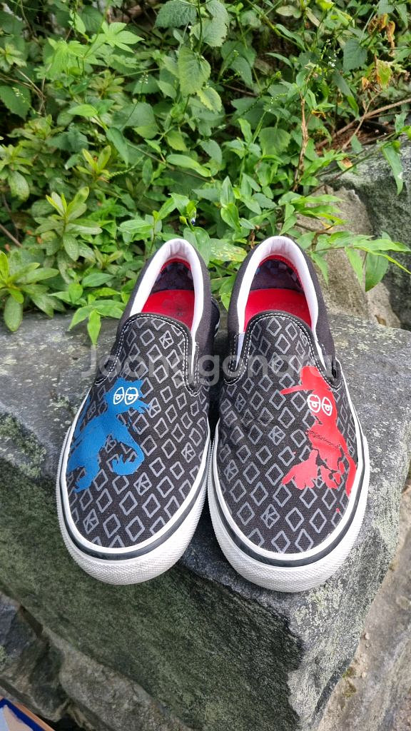 Vans x크루키드 스케이드보드 콜라보 슬립온28.5--0