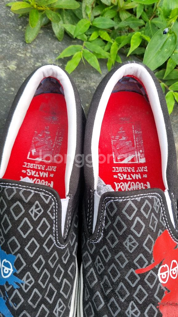 Vans x크루키드 스케이드보드 콜라보 슬립온28.5--4