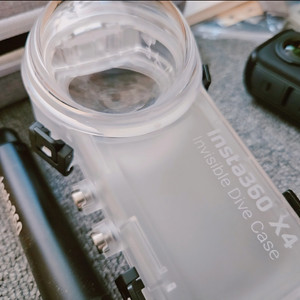 Insta360 X4 액션캠 / 방수케이스 포함