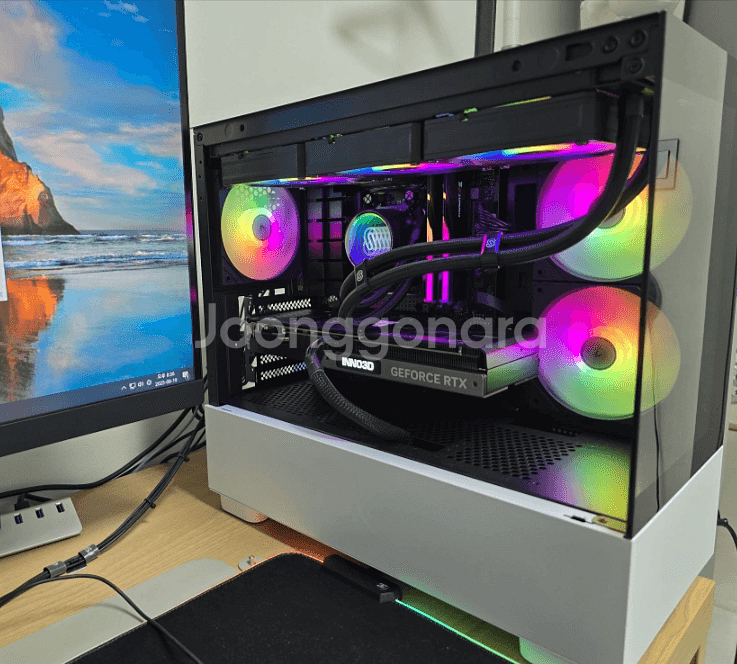 RTX 4070 Ti SUPER 팝니다.--8