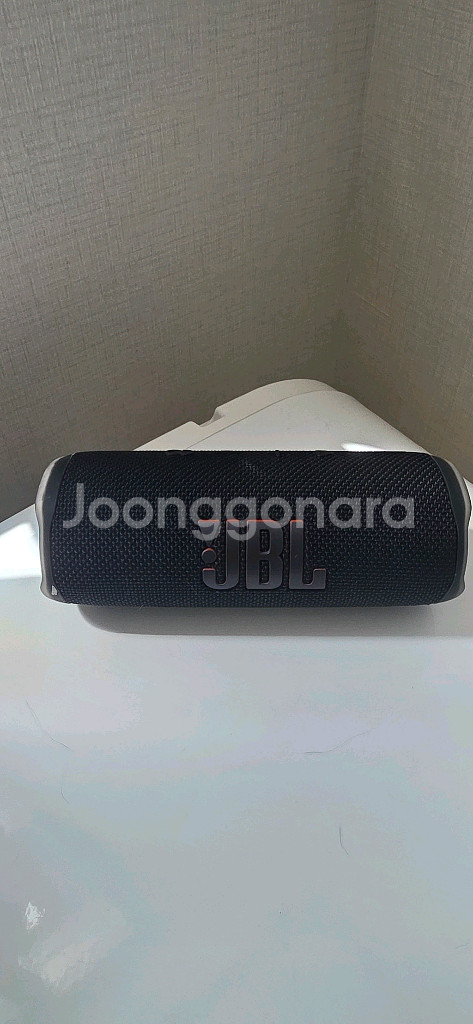JBL 플립6 스피커 팝니다.--0
