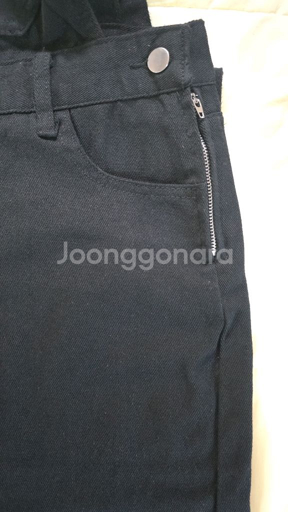하이웨스트 슬림핏 날씬해 보이는 루즈핏 데님 멜빵 팬츠--3
