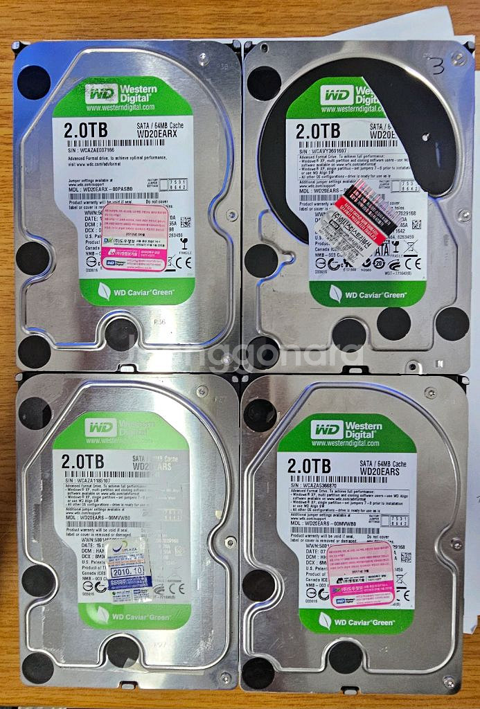 WD 2TB HDD 4개 일괄판매--0
