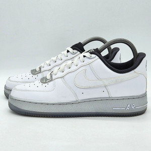 나이키 우먼스 에어 포스1 '07 SE 흰/은 (250