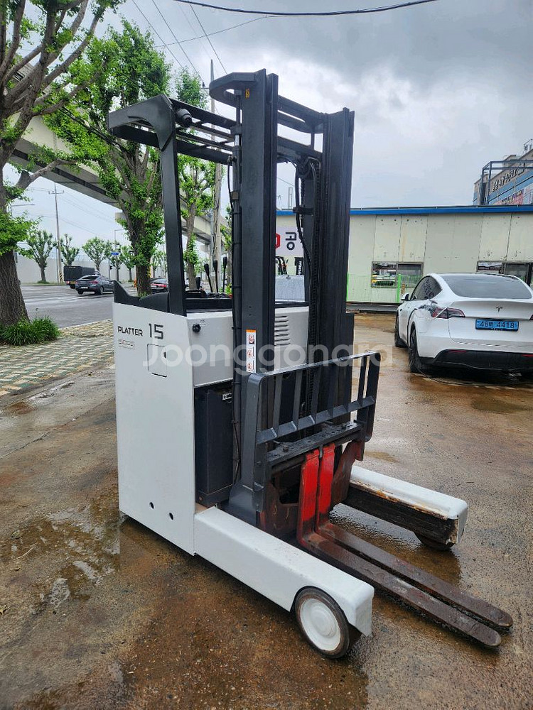 중고지게차 상태좋은 입식 전동지게차 1.5톤--5