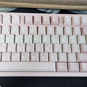 QK80MK2 아키페 에디션 핑크 커스텀 키보드