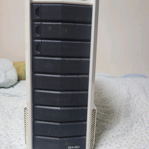 게이밍 컴퓨터 pc팝니다