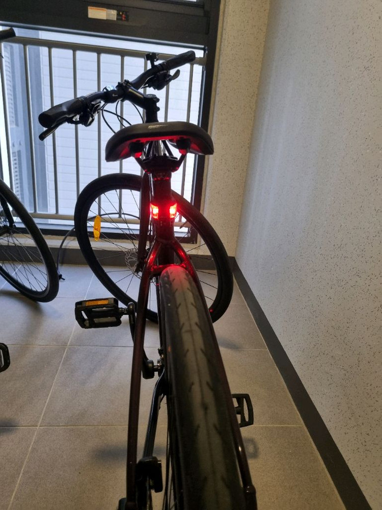 자이언트 에스케이프2 s사이즈 자전거 팝니다 이미지