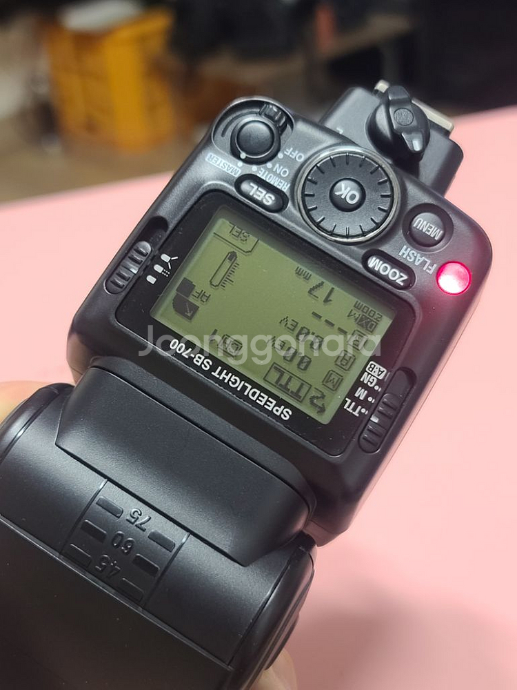 니콘 SPEEDLIGHT SB-700--0