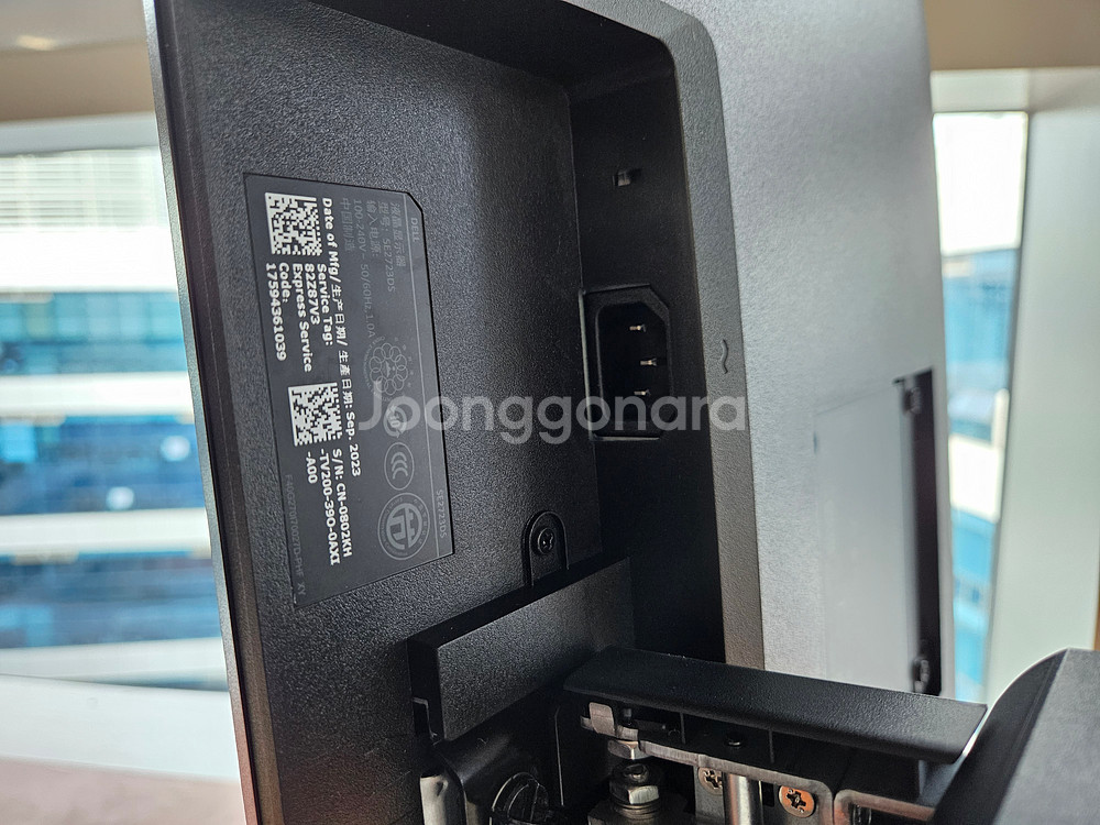 델 27인치 QHD 모니터 SE2723DS 팝니다--2