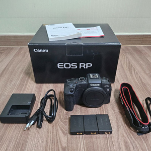 캐논 EOS RP 풀프레임 미러리스(약 5,000컷)