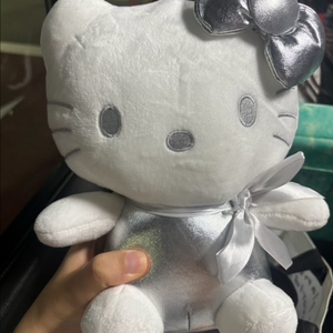 산리오 헬로키티 인형 정품