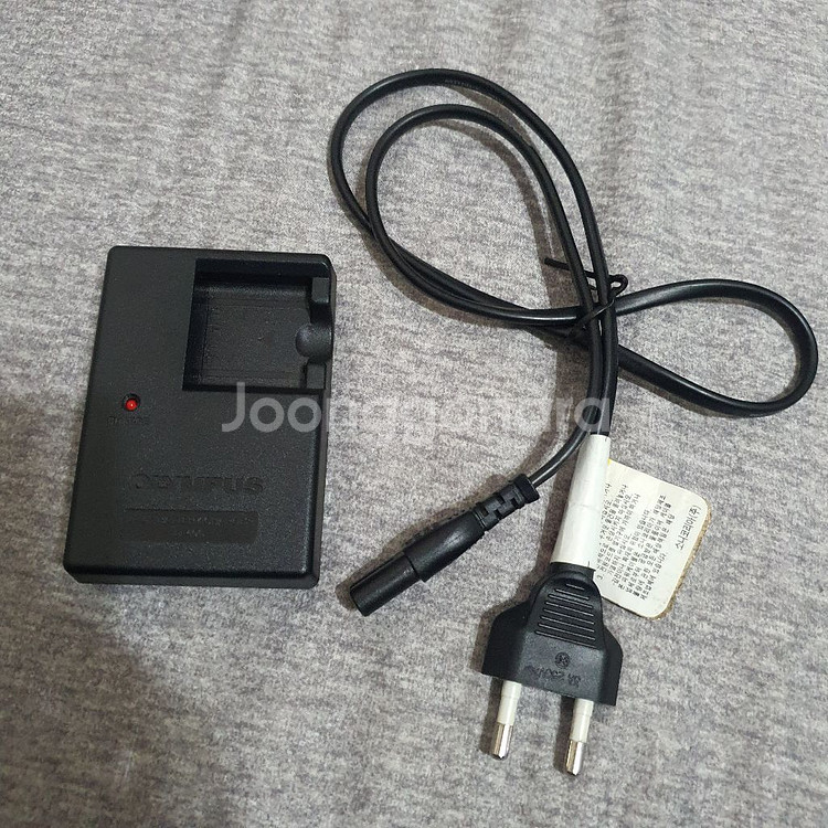 올림푸스 LI-40C 충전기--0