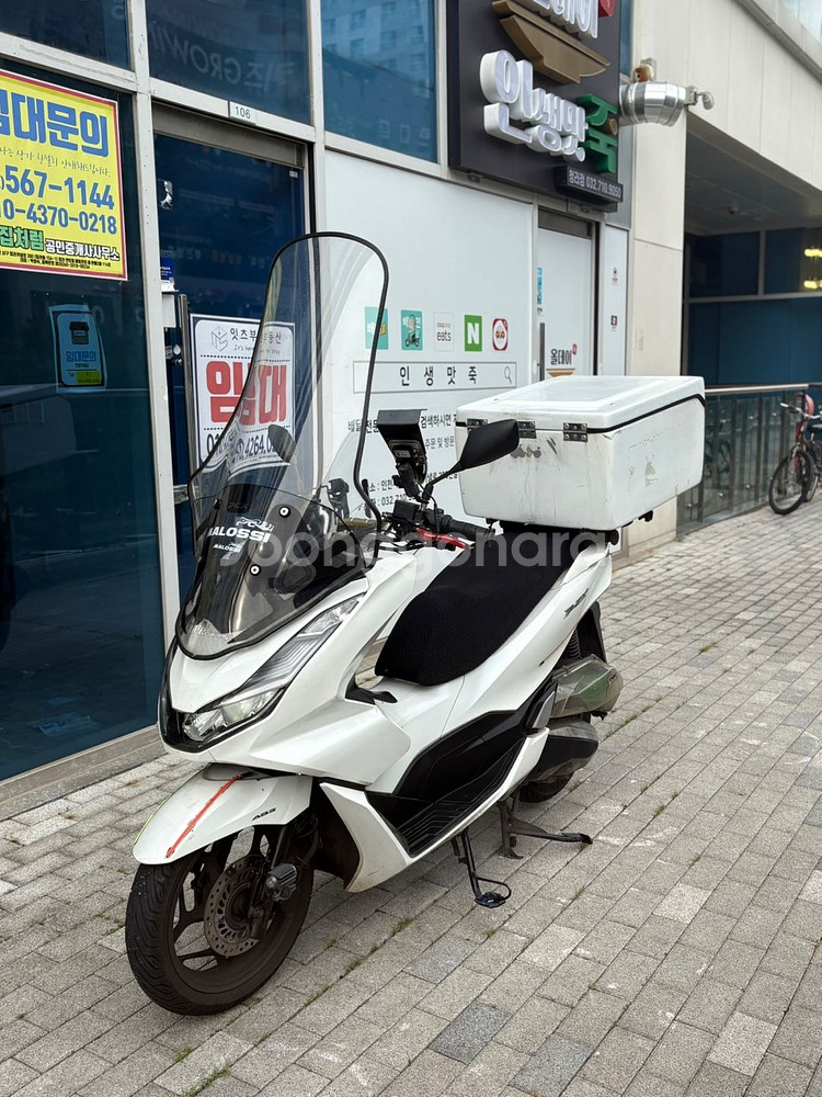 혼다 PCX125ABS 23년형 8만km 배달셋팅--1
