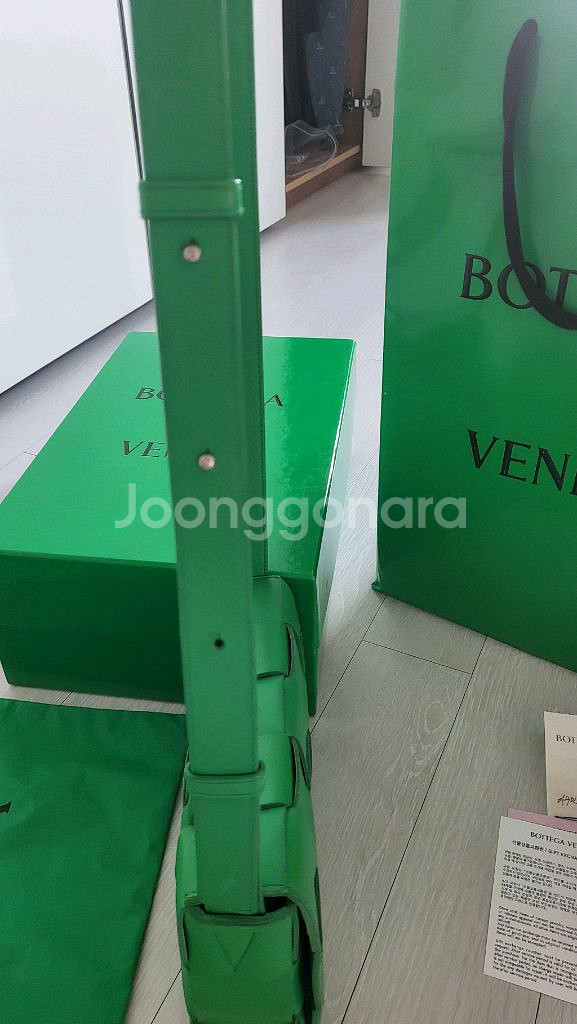 보테가 카세트백--3