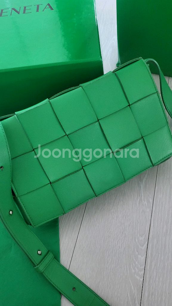 보테가 카세트백--2