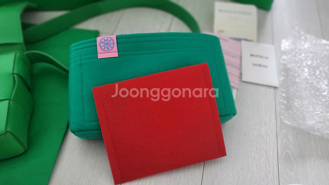 보테가 카세트백--7