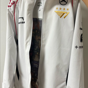 티원 월즈 자켓 + 케리아 마킹지