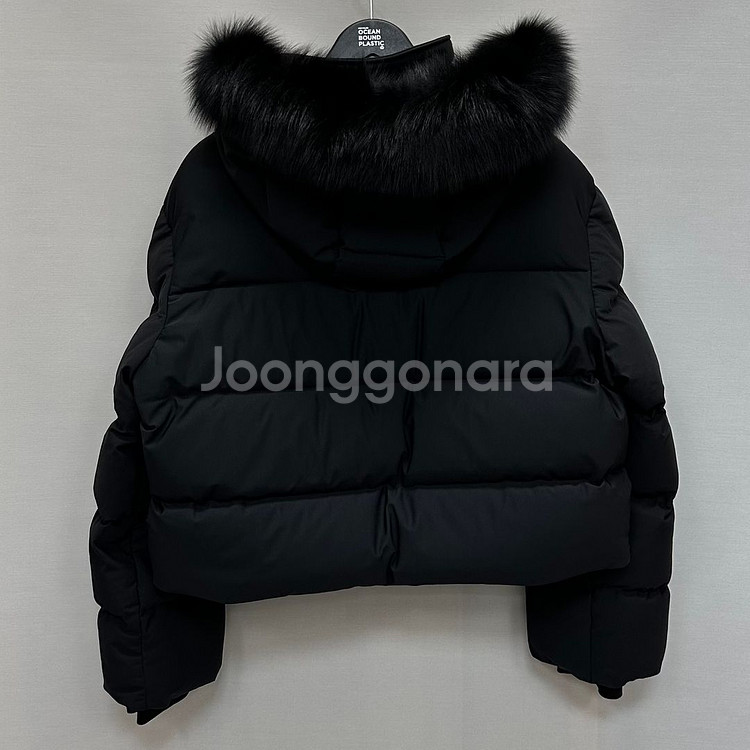 무스너클 이튼 블랙퍼 후드 숏 패딩 점퍼 ( 크롭 오버--3
