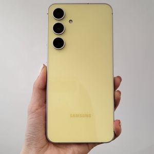 갤럭시 S24FE / 특S급 / 8-24