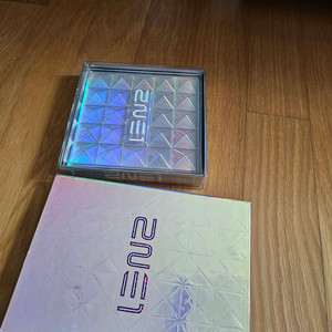 2ne1 앨범 판매합니다.