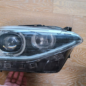 bmw118d 조수석 라이트 이미지