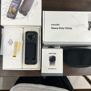 인스타360 x4 라이딩 키트