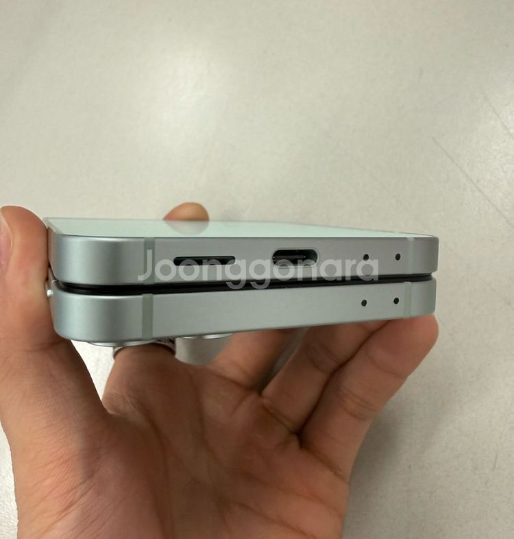 플립6 256GB 민트색상--3