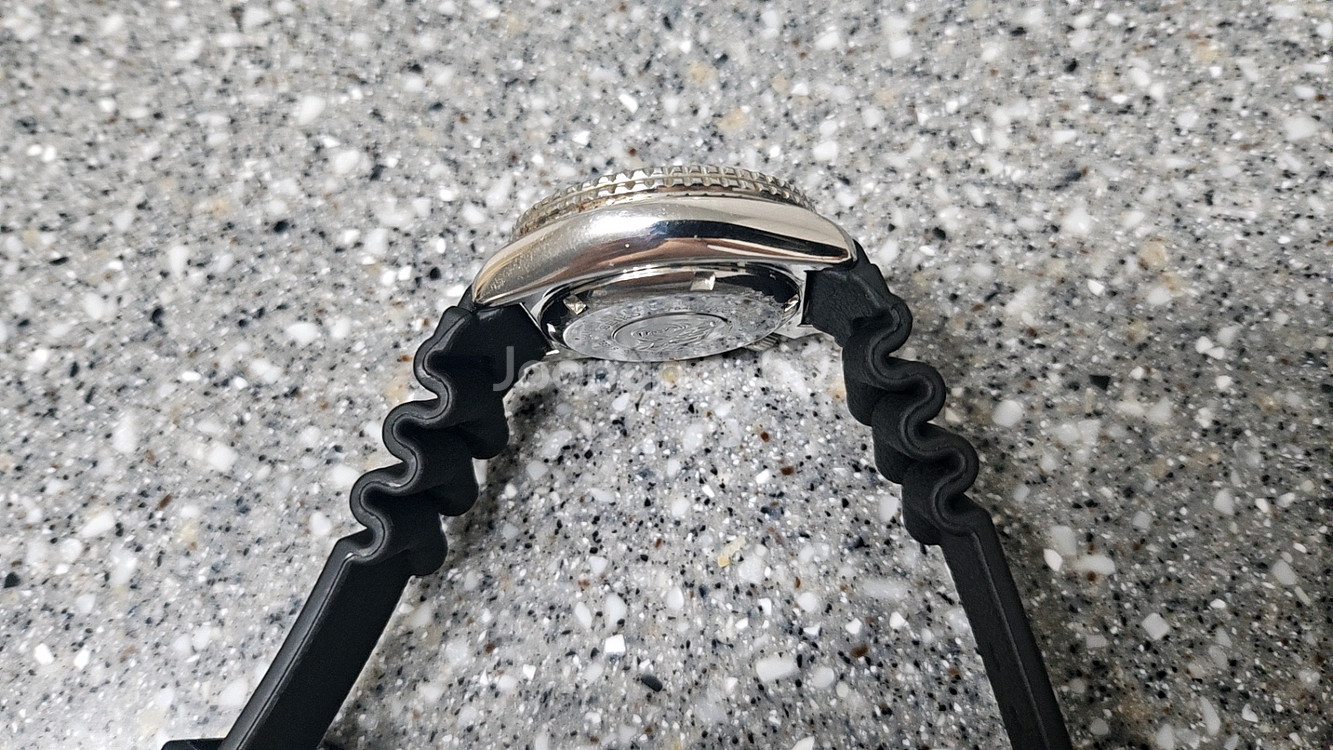 세이코다이버쿼츠7548-700C--2