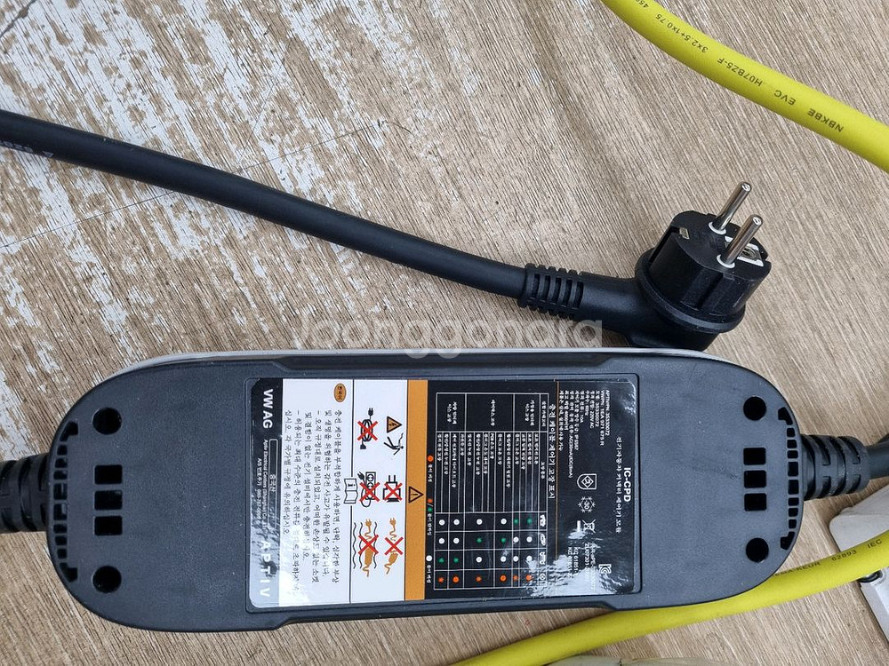 전기차 충전기 가정용 완속 충전케이블 220V 휴대용--4