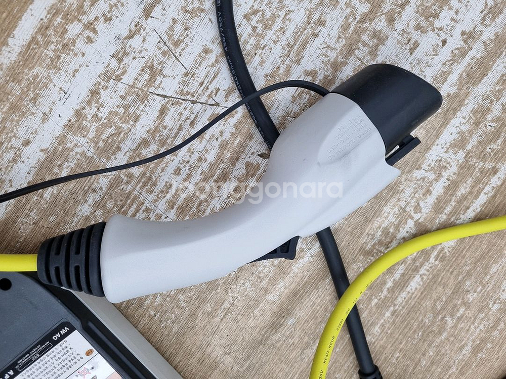 전기차 충전기 가정용 완속 충전케이블 220V 휴대용--3