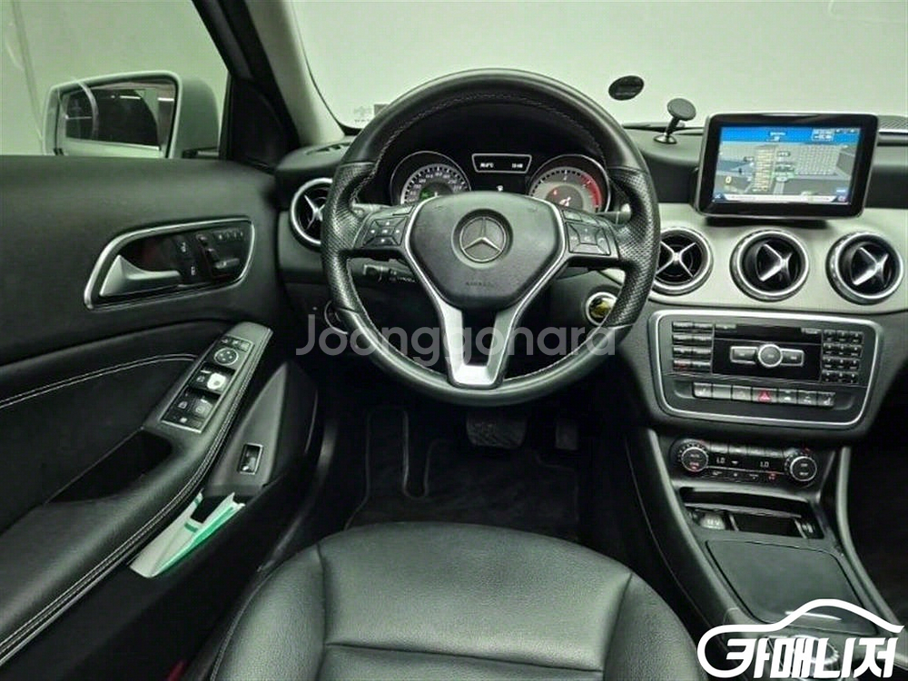 [벤츠]GLA클래스 X156 GLA200 CDI (5인--8