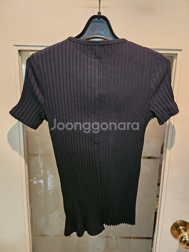 헬무트랭 골지 언발란스 티 M--3
