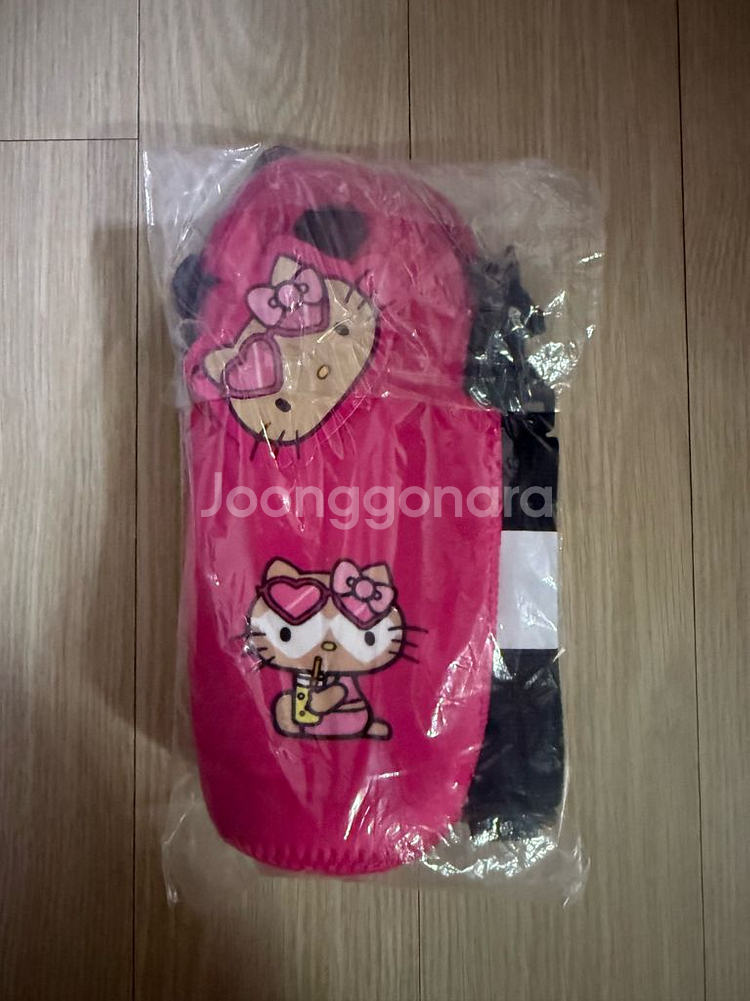 산리오 태닝키티 물병 가방 보냉 크로스백--2