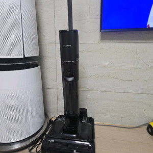 Dreame 물청소 가능한 무선 청소기입니다.두달전 선