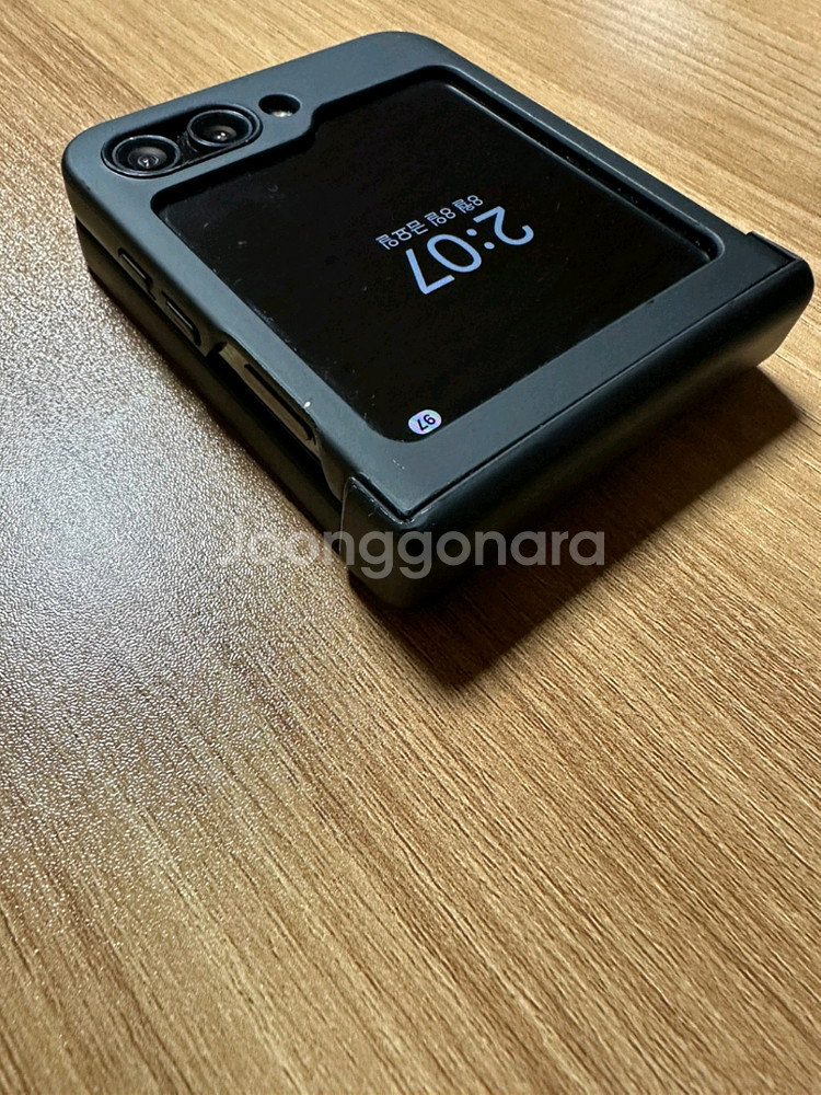 삼성 Z플립5 256GB 블랙 S급--8