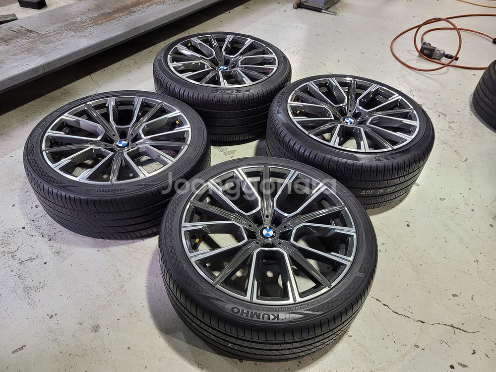 BMW G바디 7시리즈 817M 20인치순정휠타--0