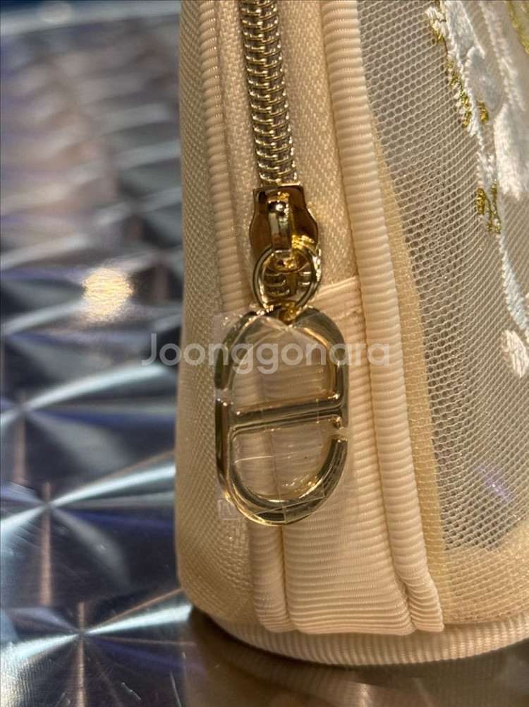 디올플라워자수파우치--2