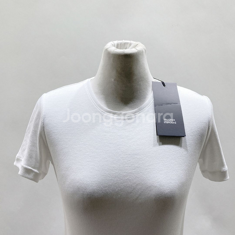 무신사스탠다드 새상품 우먼 리브드 반팔 XS 영구제--1